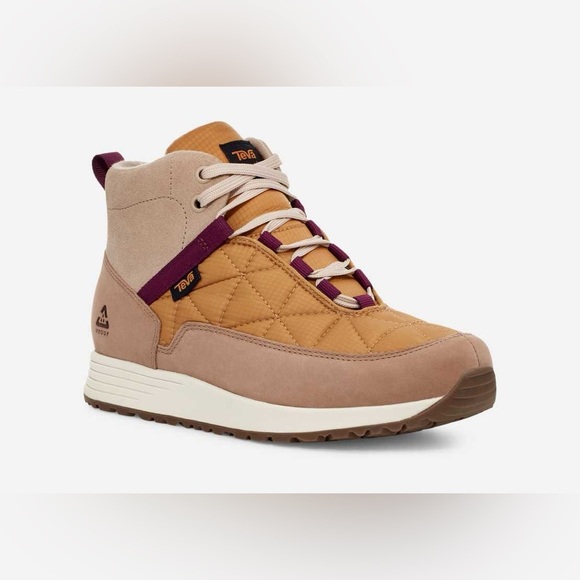 Teva Women's ReEmber Commute Hiking Boots - Picture 2 of 11